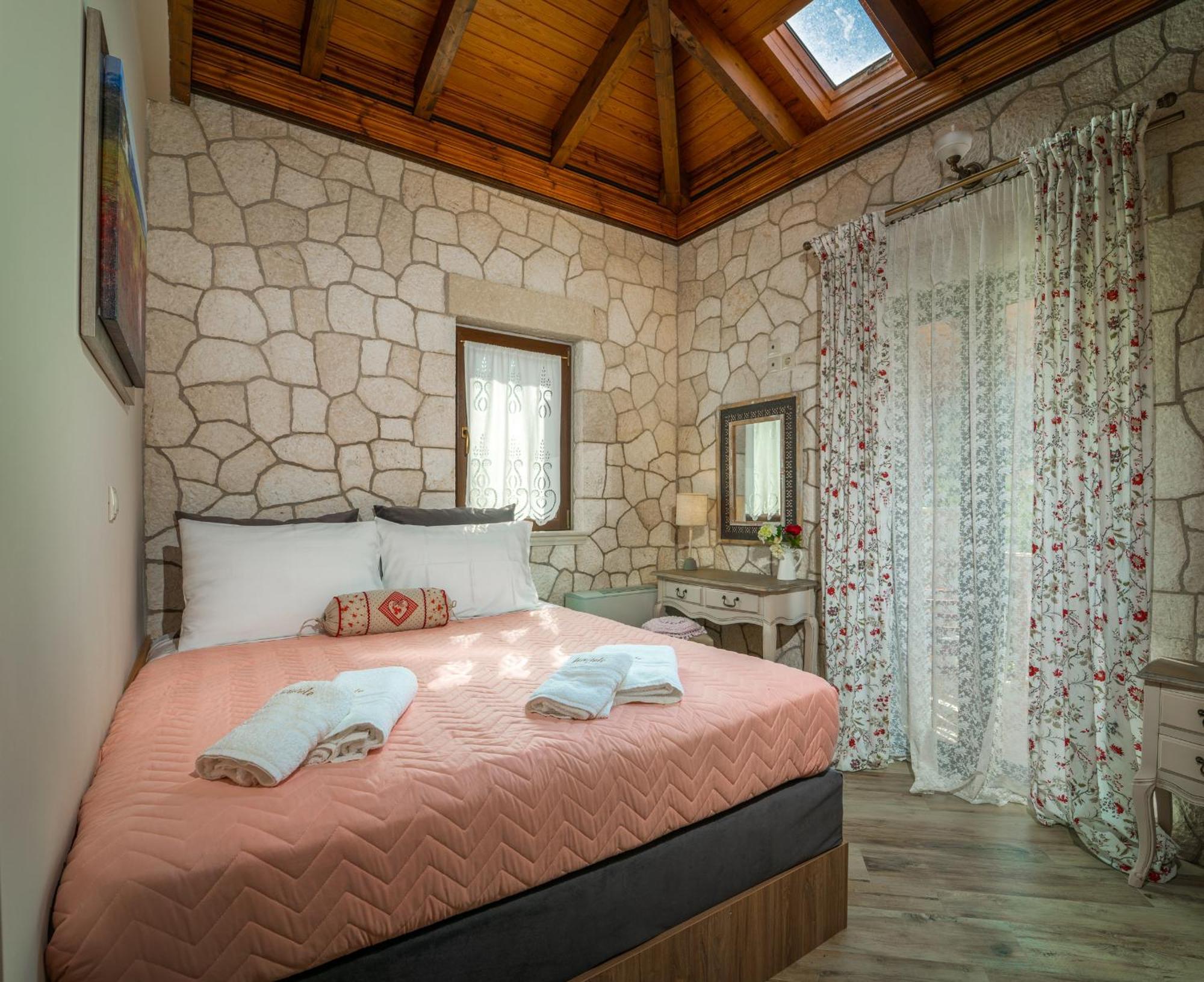 Fairytale Villa Apolpaina Ngoại thất bức ảnh